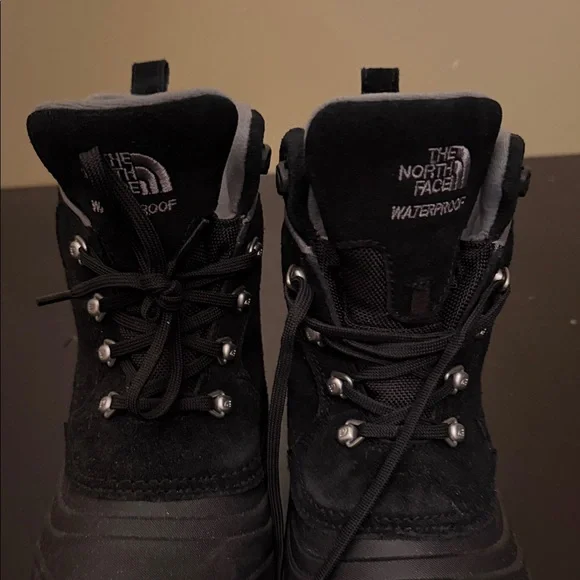 The North Face Black High-Top Winter Boots NEW WITHOUT TAGS - Picture 5 of 5